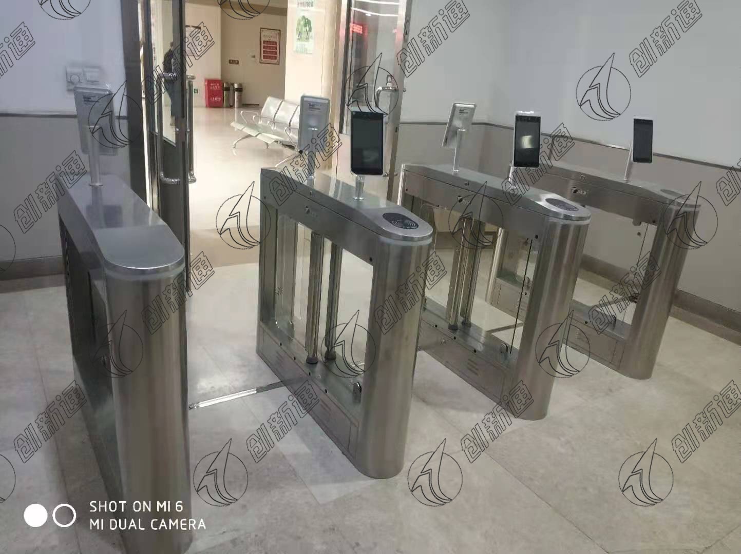 擺閘,三輥閘,速通閘,旋轉(zhuǎn)閘,平移閘,一字閘,人臉識別，